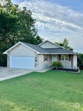 Building Photo - 359 Mt Branson Dr