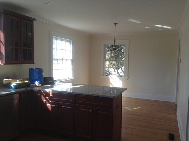 Foto del edificio - 4 Mill Creek Rd