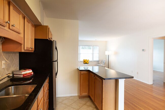 Building Photo - 118 Hessian Hills Ridge