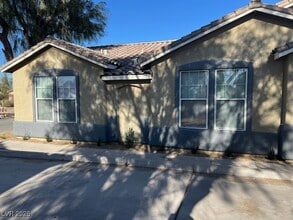 Building Photo - 4979 Midnight Oil Dr