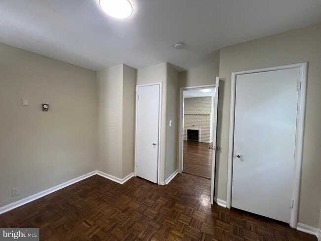Building Photo - 1501 Key Blvd