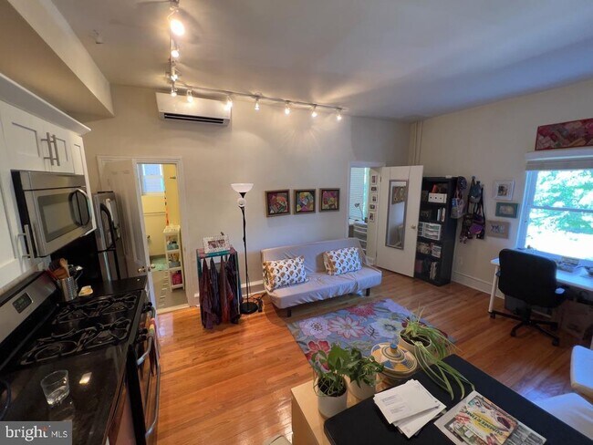 Foto del edificio - 2430 Spruce St