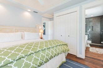 Building Photo - 287 11th Ave S