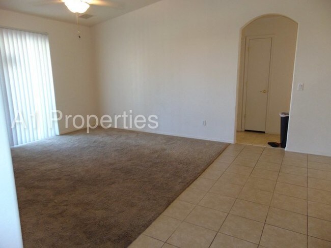 Building Photo - 456 W Perkinsville Rd