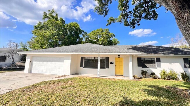 Building Photo - 1009 Alfred Dr