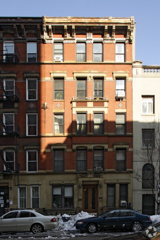 Primary Photo - 29 E 7th St