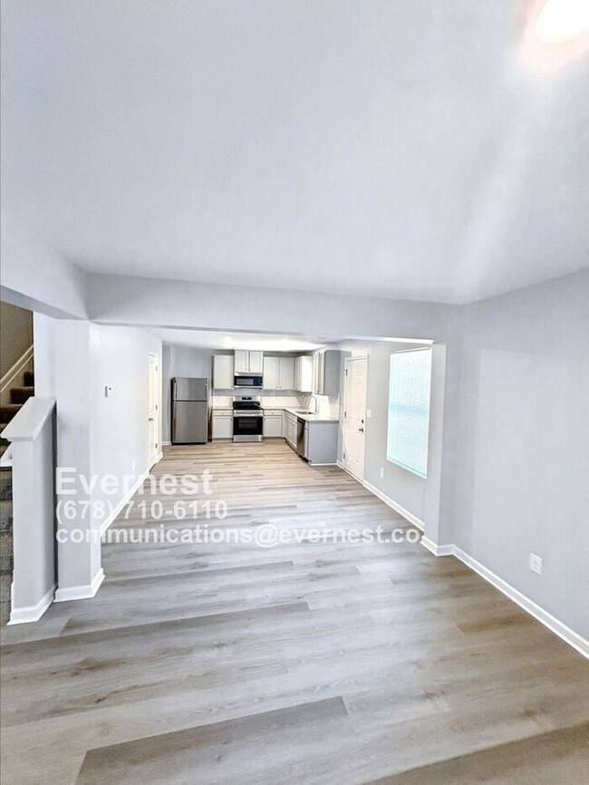 Building Photo - 75 Heyman Dr