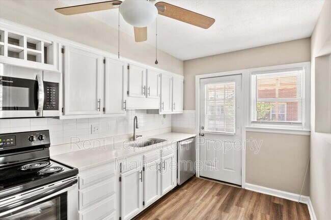 Foto del edificio - 1462 Meadowthorpe Ave