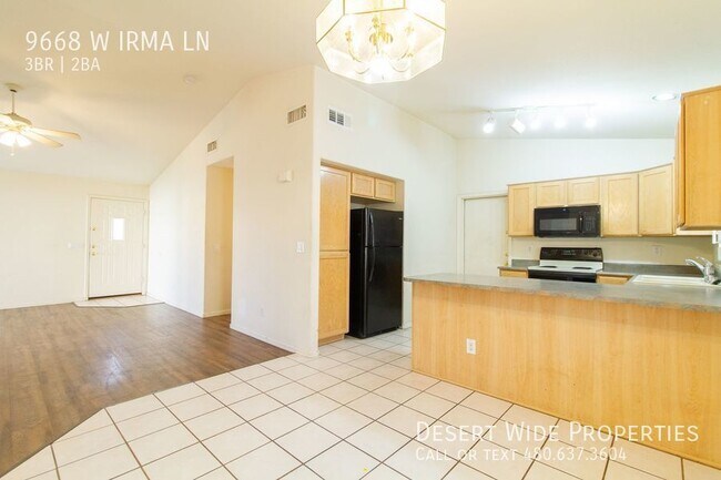 Foto del edificio - 9668 W Irma Ln