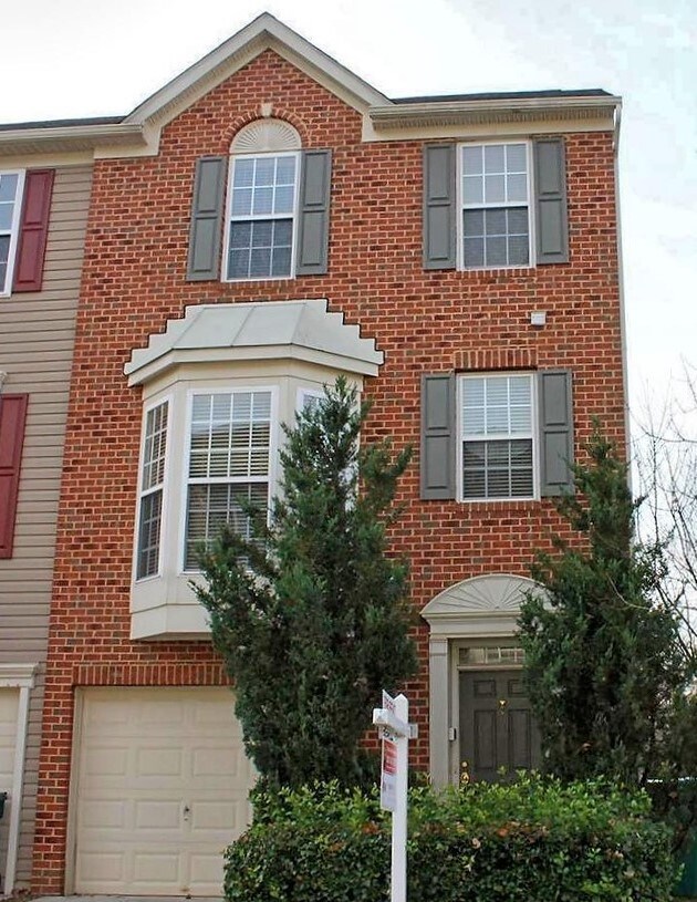 9441 Birdhouse Cir, Savage, MD 21046 Townhouse for Rent in Savage, MD