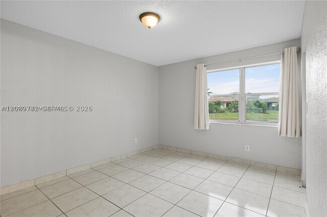 Foto del edificio - 1276 SW 113th Terrace
