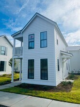 Building Photo - 103 Gardenia Ln