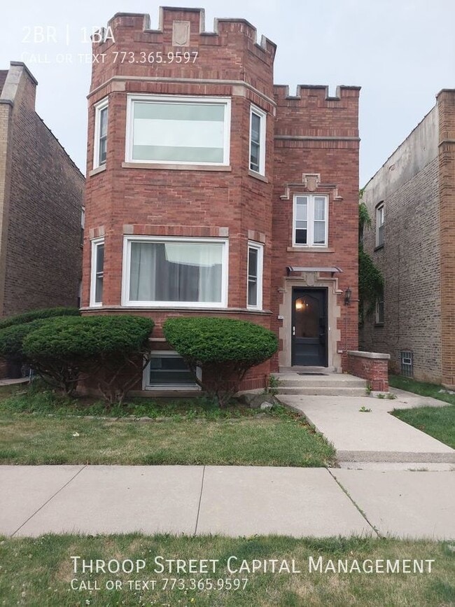 Building Photo - 9108 S Loomis St
