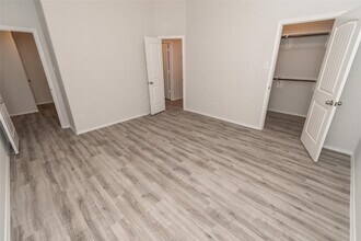 Building Photo - 18615 Rock Flats Ravine Dr