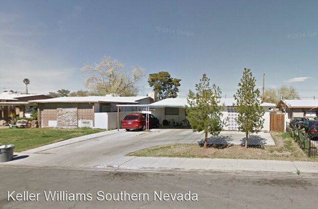 Building Photo - 5 br, 2 bath House - 2828 Kings Way
