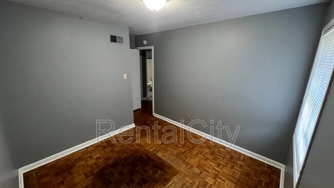 Foto del edificio - 4748 Scottsdale Ave