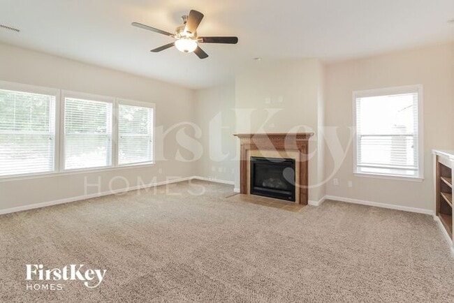 Building Photo - 111 N Cromwell Dr