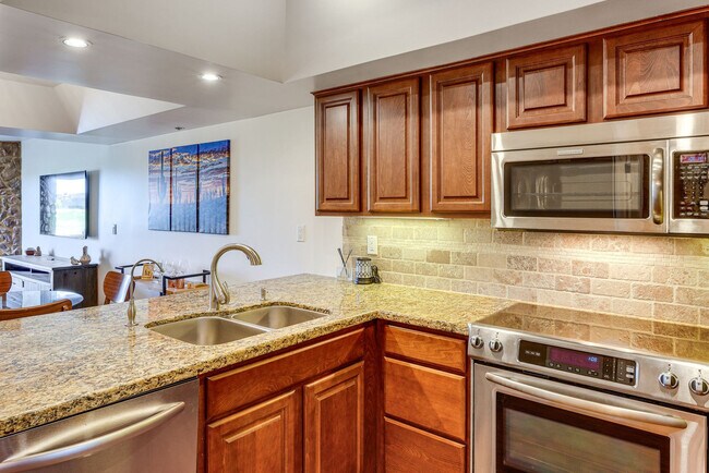 Foto del edificio - 7910 E Thomas Rd