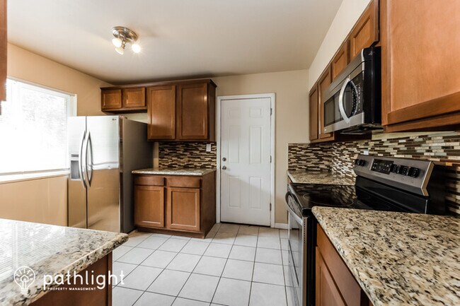 Building Photo - 4111 Palmer Park Blvd, Colorado Springs, C...