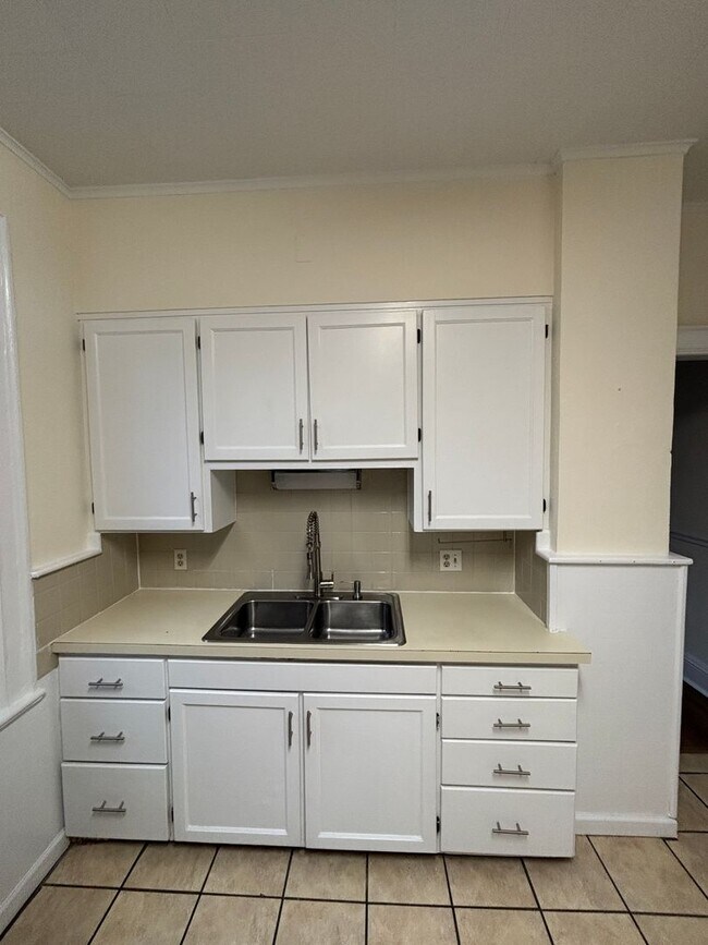 Foto del edificio - 1314-1316 Schlager St