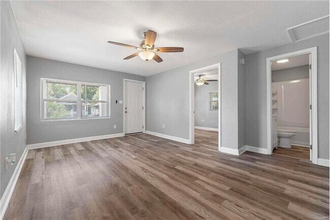 Foto del edificio - 312 E Brainerd St