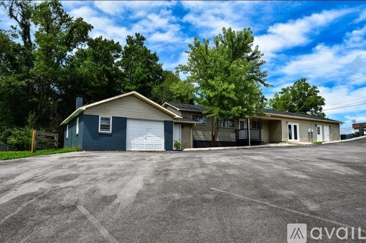 Building Photo - 514 Flatt Spur Rd