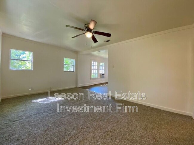 Foto del edificio - 3136 Blanchard Rd