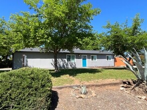 Building Photo - 4288 Bradley Dr