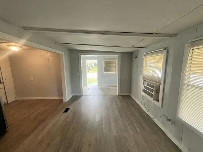 Foto del edificio - 2208 Chicago Cubs St