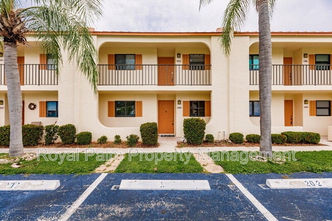 Building Photo - 16361 Dublin Cir