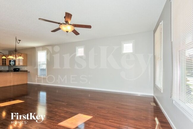 Building Photo - 3528 Barter St