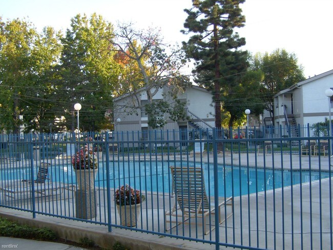 Foto del edificio - 2835 S Fairview St