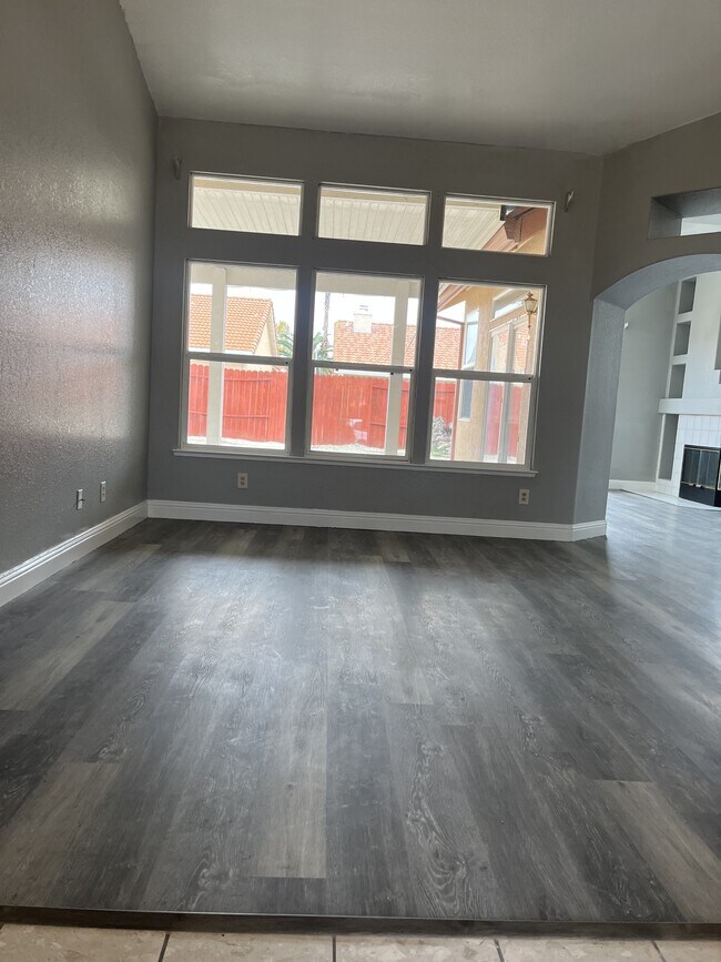 Foto del edificio - 2021 Nand Dr