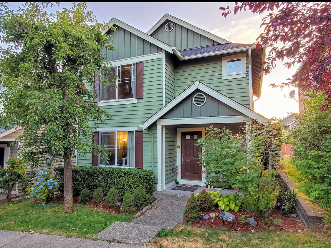 9137 228th Way NE, Redmond, WA 98053 House Rental in Redmond, WA