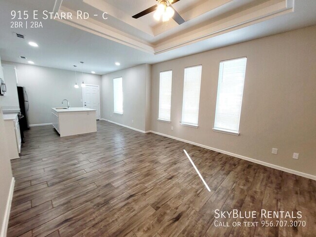 Building Photo - 915 E Starr Rd