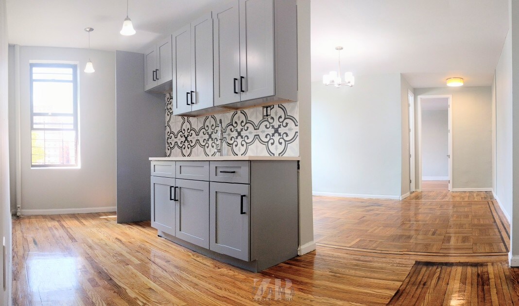 Foto principal - 332 Rogers Ave