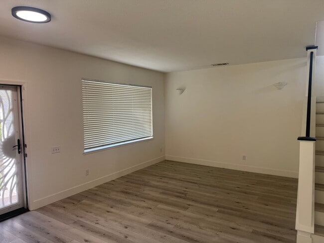 Building Photo - 5216 Academy Dr