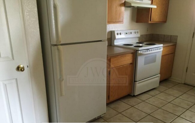 Foto del edificio - 4211 Thunder Creek Dr