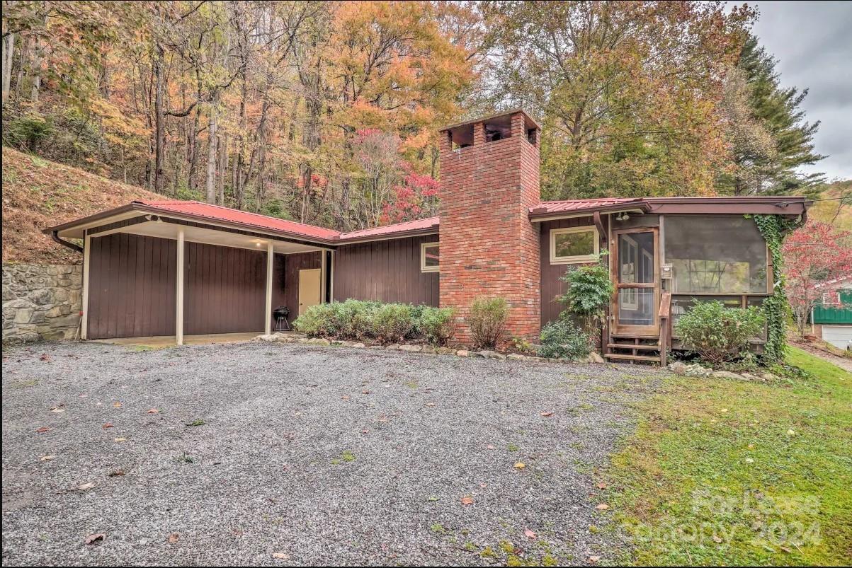 21 Waring Way, Waynesville, NC 28785 House Rental in Waynesville, NC