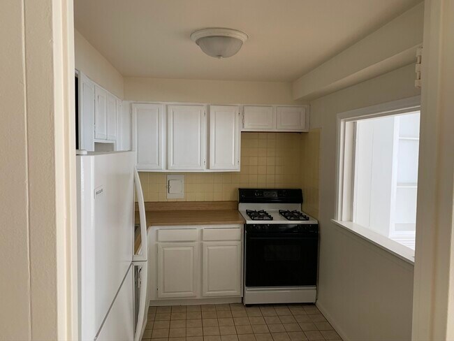 Foto del edificio - 5801 N Sheridan Rd