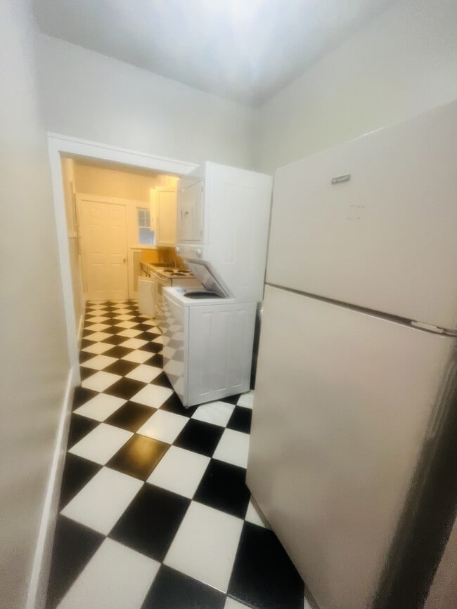 Photo - 1831 W Park Pl House