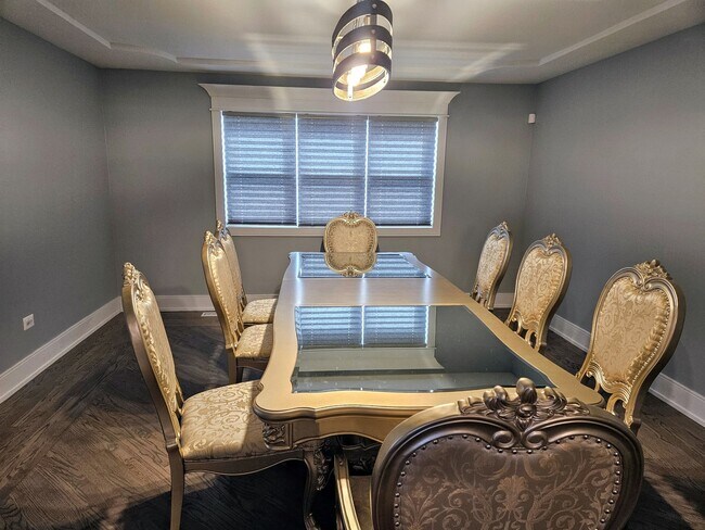 Foto del edificio - 7255 Georgetown Commons Rd
