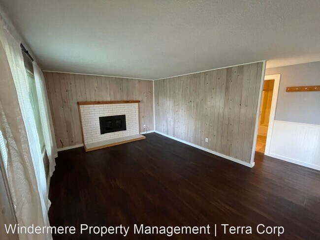 Building Photo - 2 br, 2 bath House - 3719 West 5th Street