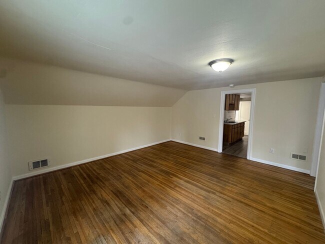 Foto del edificio - 720 S Jefferson St