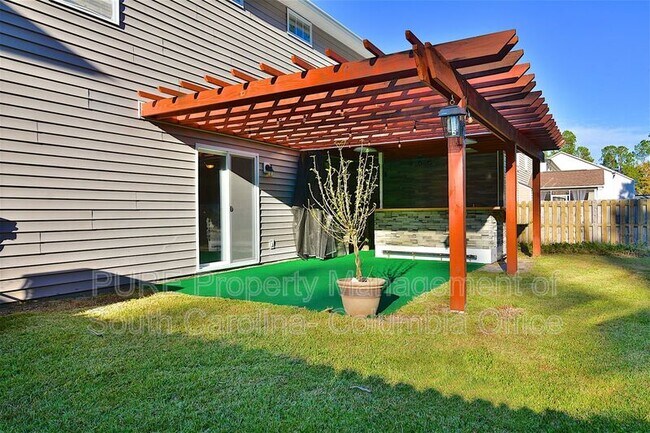 Foto del edificio - 252 Seabiscuit Ln