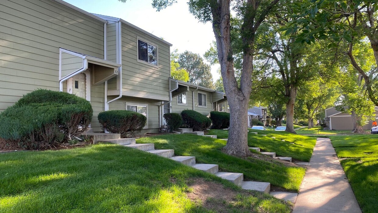 Primary Photo - Welcome to Your Newly Renovated 4-Bedroom,...