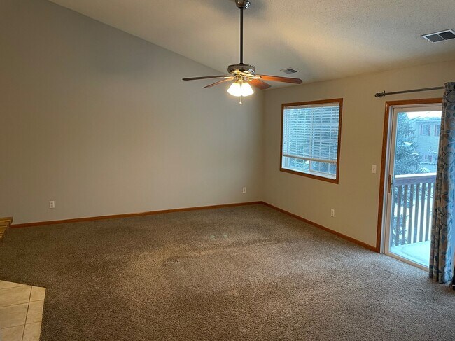 Building Photo - 15367 Flower Way