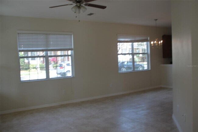 Foto del edificio - 10095 Hartford Maroon Rd