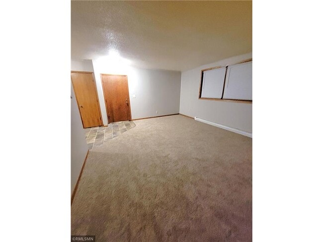 Building Photo - 710 Hillcrest St