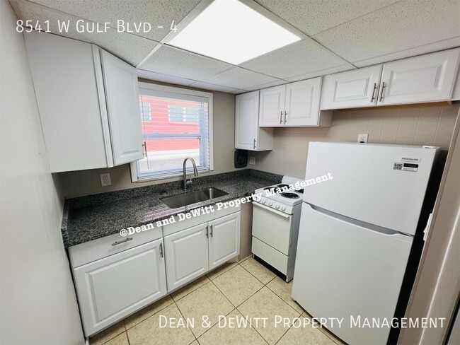 Building Photo - Move-In Special: Half Off First Month's Re...